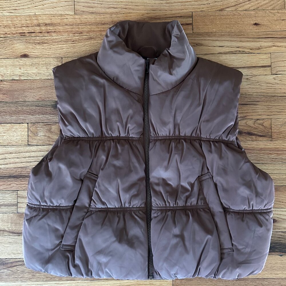 Women's Cropped Puffer Zip Up Vest